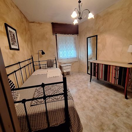 Apartamento Apartamento En Cimadevila, Lobios Exterior foto